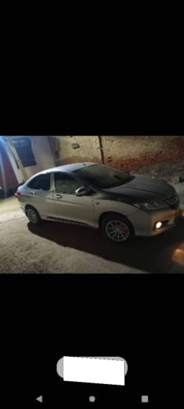 https://images10.gaadi.com/usedcar_image/3690081/original/processed_1b67ae24-a2a2-46a4-a5fd-5032198c7f99.png?imwidth=6400