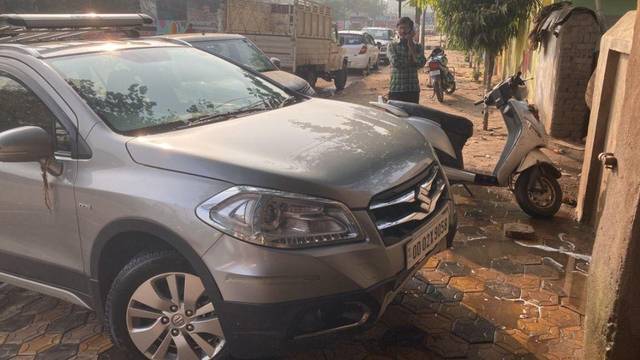 https://images10.gaadi.com/usedcar_image/3690172/original/processed_29a24d1b-38bf-4e12-bcd3-b2accae79865.jpeg?imwidth=6402