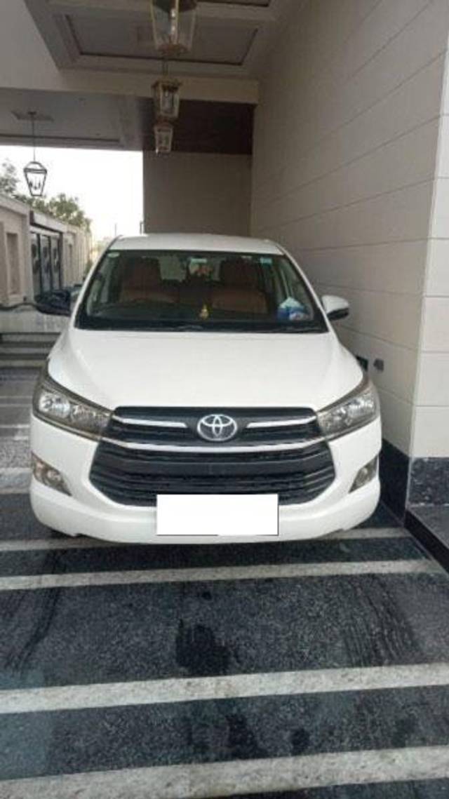 https://images10.gaadi.com/usedcar_image/3690199/original/processed_a92c20b3-9879-4037-a846-57f41279f0e0.jpeg?imwidth=6401
