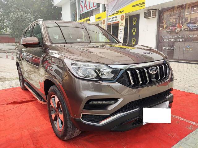 https://images10.gaadi.com/usedcar_image/3690264/original/processed_img2922778__usedcar_whatsappimage2023_11_05at120454_1__2922778_1701020703.jpeg?imwidth=6400