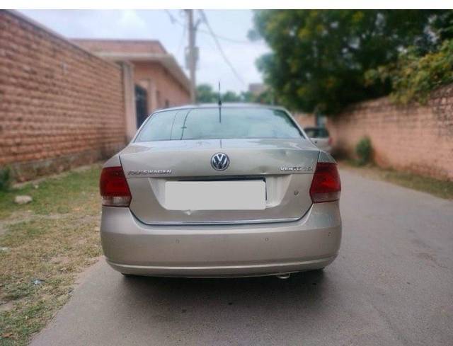 https://images10.gaadi.com/usedcar_image/3690269/original/processed_df044a5b-6dc8-457b-b2bd-718ac39b64c3.jpeg?imwidth=6401