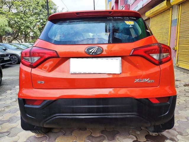 https://images10.gaadi.com/usedcar_image/3690279/original/processed_img2922782__usedcar_xuv300red_10__2922782_1701022517.jpg?imwidth=6402