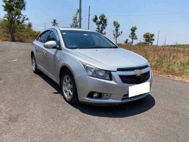 https://images10.gaadi.com/usedcar_image/3690293/original/processed_8cc8c0b4-e31c-4446-b674-b19612d31952.jpg?imwidth=6400