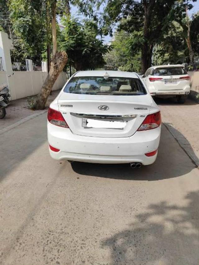 https://images10.gaadi.com/usedcar_image/3690302/original/processed_4875ecc9-586d-46db-adac-b0c3b59a9990.jpeg?imwidth=6402