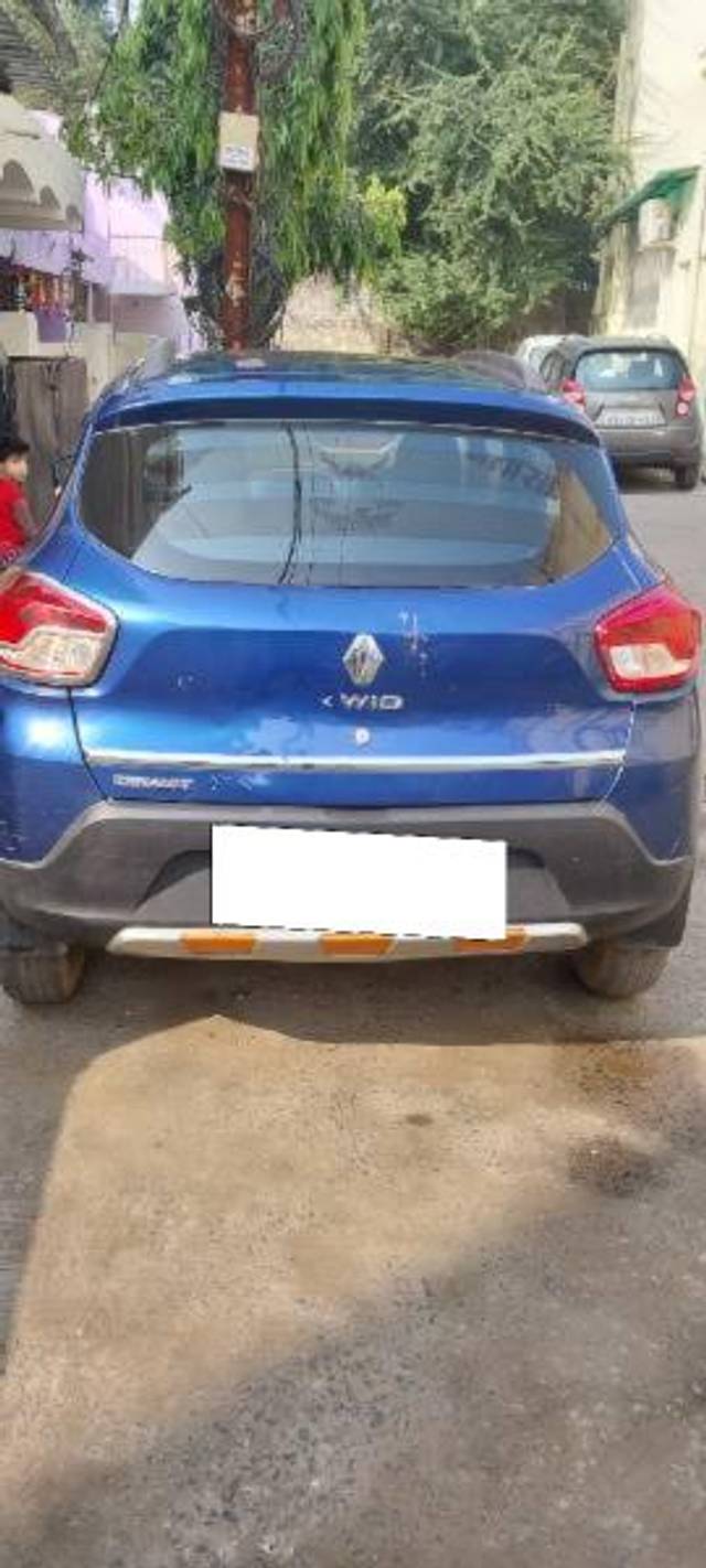 https://images10.gaadi.com/usedcar_image/3690333/original/processed_2a739692-aa6e-4ebf-80d1-5c49f5061110.jpg?imwidth=6401