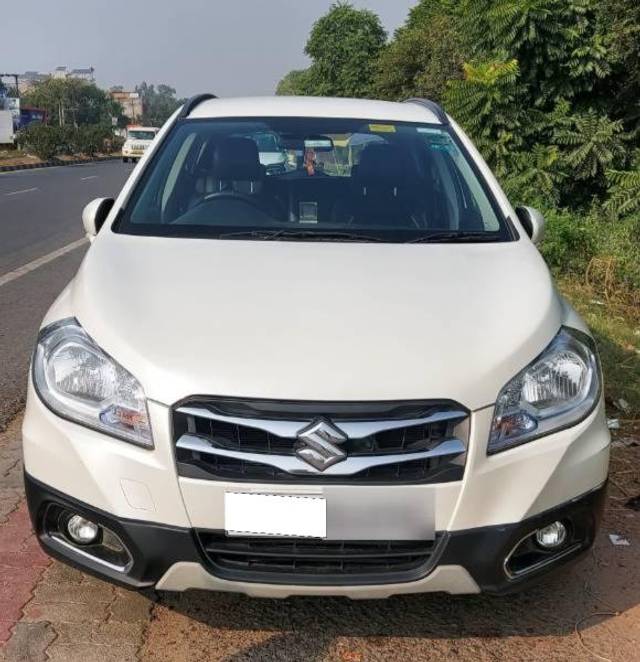 https://images10.gaadi.com/usedcar_image/3690414/original/processed_05204229-f01d-40da-b213-8a392b8fd369.jpg?imwidth=6400