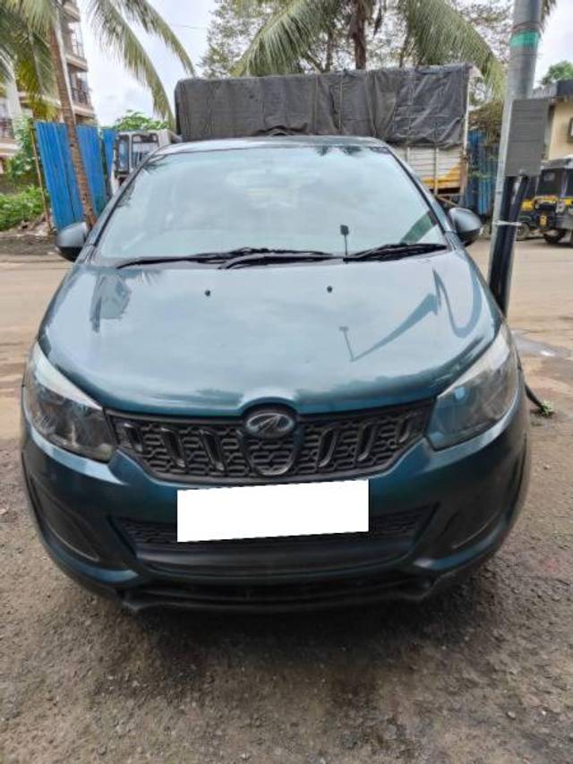 https://images10.gaadi.com/usedcar_image/3690459/original/processed_8099e6f2-c8e9-4b79-8c11-9128f913b55c.jpg?imwidth=6402