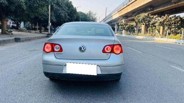 https://images10.gaadi.com/usedcar_image/3690503/original/processed_824fa57d-2792-4c2a-8b26-3a9070cf704a.jpeg?imwidth=6401