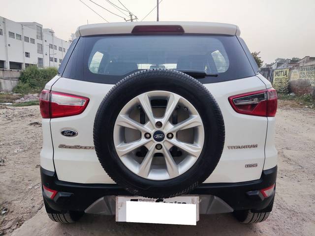 https://images10.gaadi.com/usedcar_image/3690507/original/processed_img2922802__used_car_2922802_1701064207.jpg?imwidth=6402