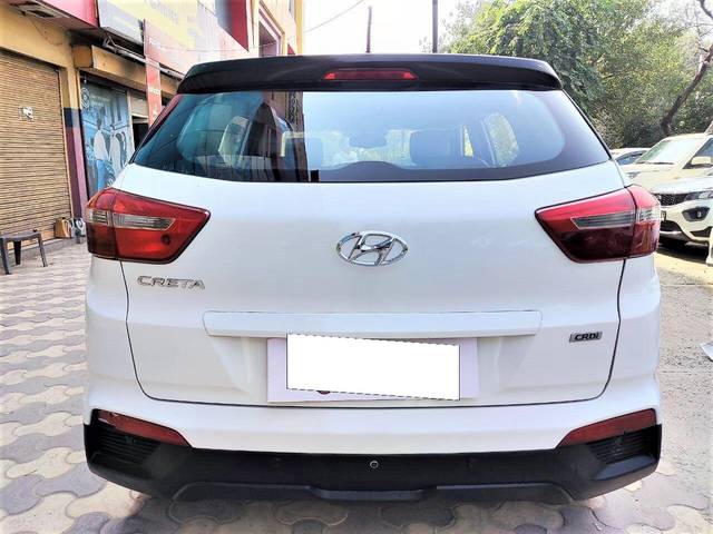 https://images10.gaadi.com/usedcar_image/3690519/original/processed_img2922808__used_car_2922808_1701063529.jpg?imwidth=6402