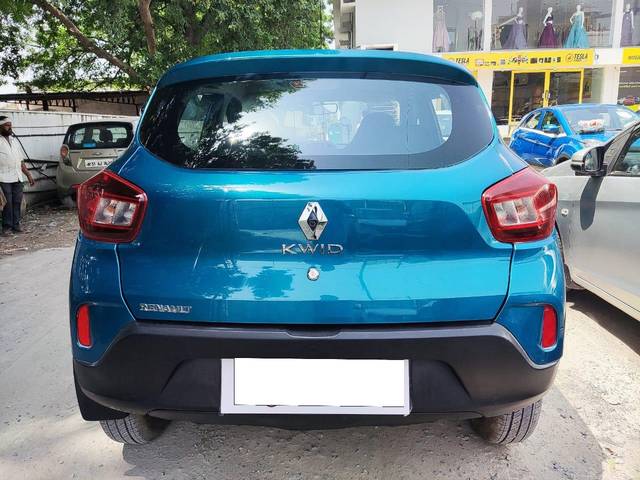 https://images10.gaadi.com/usedcar_image/3690520/original/processed_img2922809__used_car_2922809_1701084719.jpg?imwidth=6402