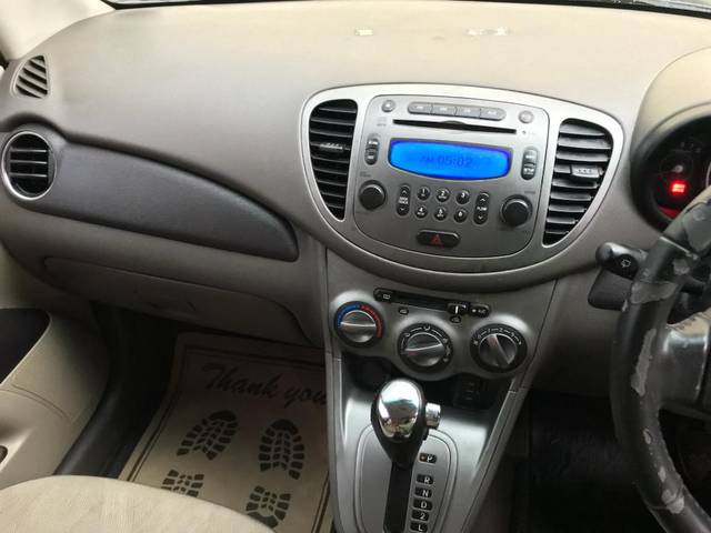 https://images10.gaadi.com/usedcar_image/3690553/original/img2922832__used_car_2922832_1701063479.jpg?imwidth=6402