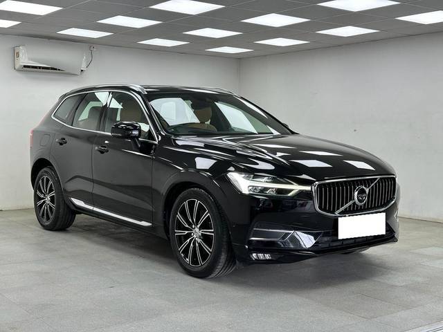 https://images10.gaadi.com/usedcar_image/3690606/original/processed_img2922856__used_car_2922856_1701065166.jpg?imwidth=6400