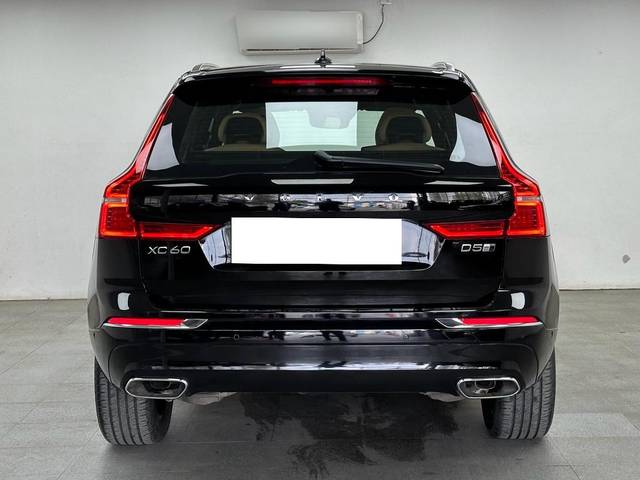 https://images10.gaadi.com/usedcar_image/3690606/original/processed_img2922856__used_car_2922856_1701065180.jpg?imwidth=6402