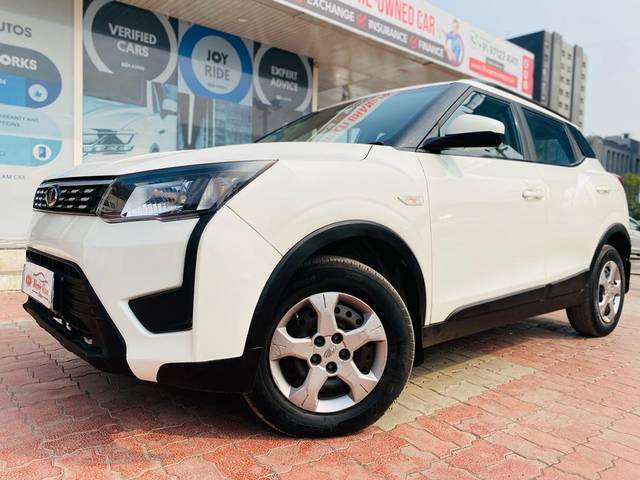 https://images10.gaadi.com/usedcar_image/3690630/original/processed_img2922863__used_car_2922863_1701065894.jpg?imwidth=6401
