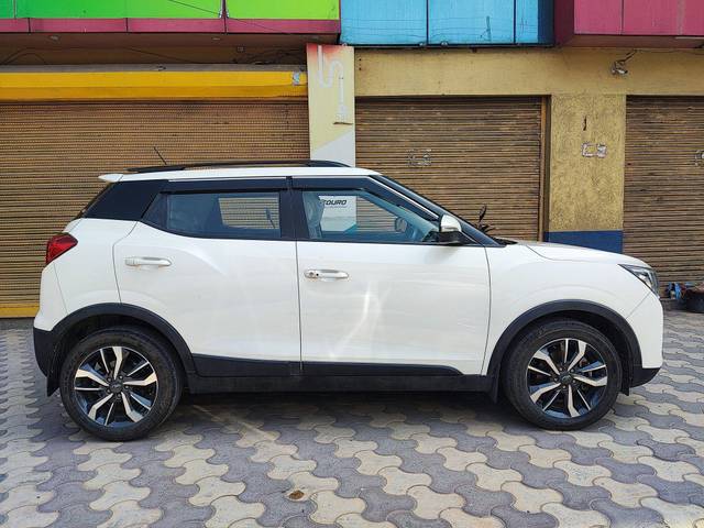 https://images10.gaadi.com/usedcar_image/3690633/original/processed_img2922864__used_car_2922864_1701065953.jpg?imwidth=6401