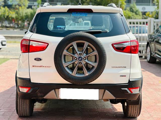 https://images10.gaadi.com/usedcar_image/3690679/original/processed_img2922891__used_car_2922891_1701067228.jpg?imwidth=6401