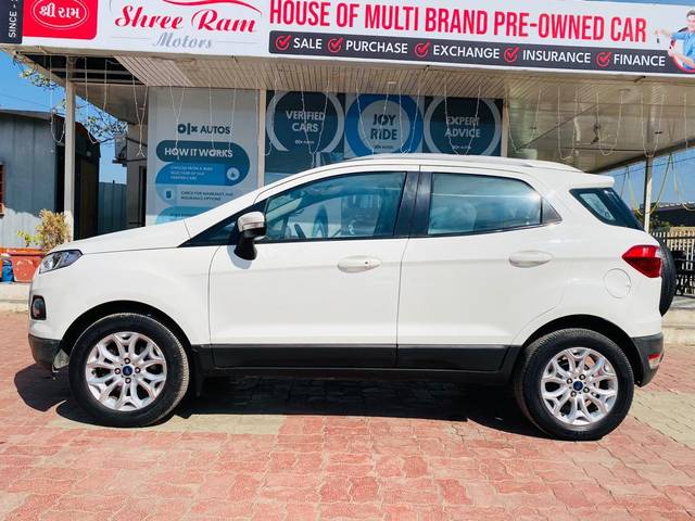 https://images10.gaadi.com/usedcar_image/3690681/original/processed_img2922892__used_car_2922892_1701067452.jpg?imwidth=6402