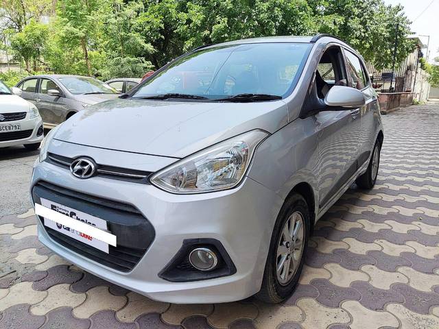 https://images10.gaadi.com/usedcar_image/3690707/original/processed_img2922904__usedcar_1_4__2922904_1701084810.jpeg?imwidth=6402