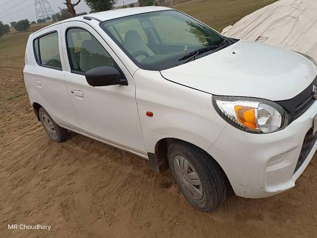 https://images10.gaadi.com/usedcar_image/3690712/original/processed_ac8fd577-e6de-4797-86a0-f12bb0d4be72.jpg?imwidth=6401