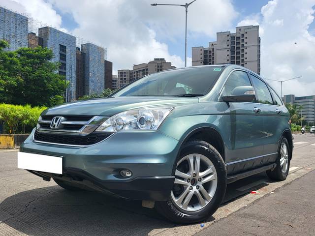 https://images10.gaadi.com/usedcar_image/3690930/original/processed_img2923020__usedcar_20230919_132347_9891701074067_1701074095.jpg?imwidth=6402