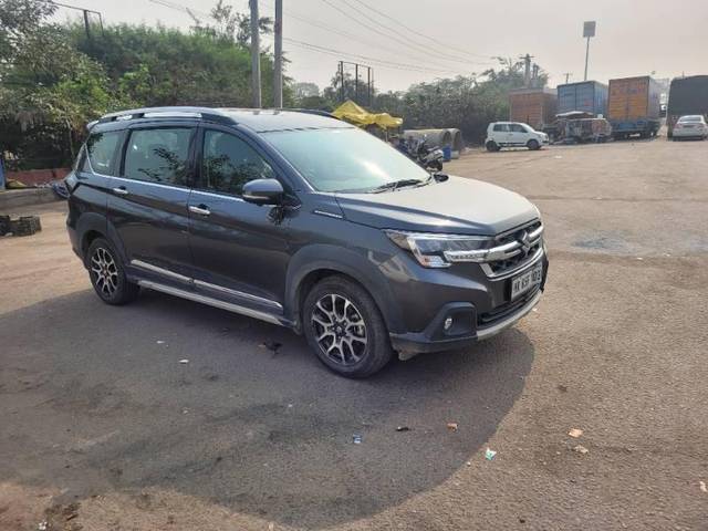 https://images10.gaadi.com/usedcar_image/3690972/original/processed_5f1ff25b-0c0f-4794-a6f1-747ed58334cc.jpg?imwidth=6400