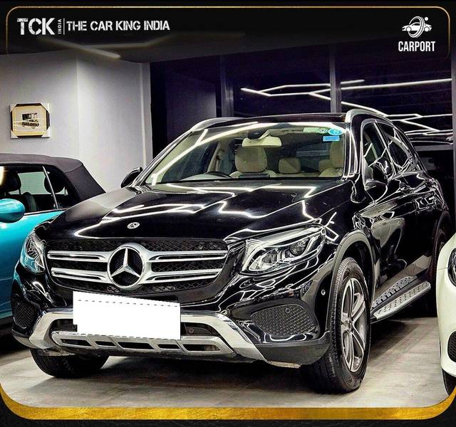 https://images10.gaadi.com/usedcar_image/3690983/original/processed_img2923039__used_car_2923039_1701076040.jpg?imwidth=6402