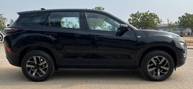 https://images10.gaadi.com/usedcar_image/3691021/original/img2923057__usedcar_9_2923057_1701507289.jpg?imwidth=6401