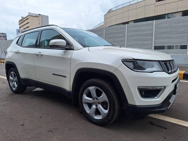 https://images10.gaadi.com/usedcar_image/3691076/original/processed_img2923092__usedcar_5_1251701078750_1701078851.jpeg?imwidth=6400