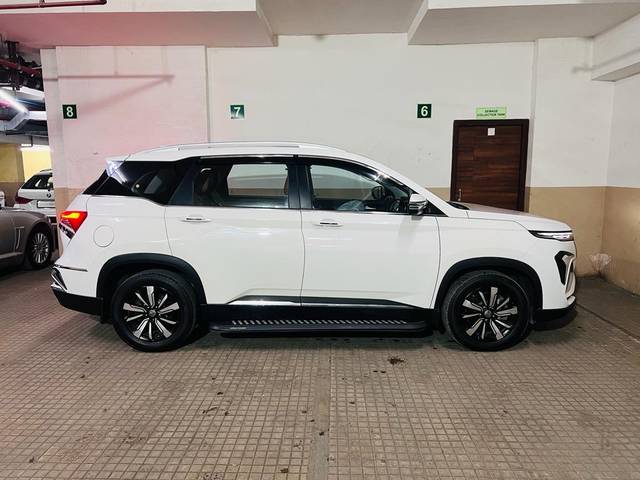 https://images10.gaadi.com/usedcar_image/3691081/original/processed_img2923097__usedcar_img_20231117_wa0035_27821701078898_1701078988.jpg?imwidth=6401