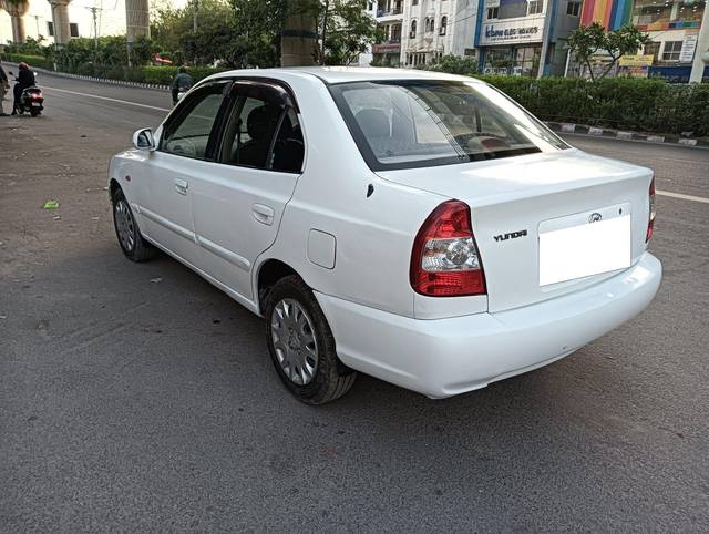 https://images10.gaadi.com/usedcar_image/3691119/original/processed_img2923117__used_car_2923117_1701080595.jpg?imwidth=6402