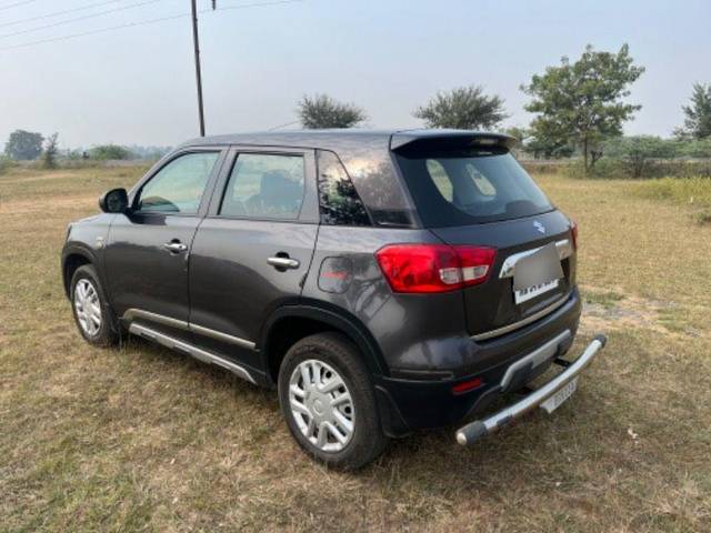 https://images10.gaadi.com/usedcar_image/3691121/original/processed_ac8d8b02-86ec-4e52-8c2d-de4f3366a832.jpeg?imwidth=6402