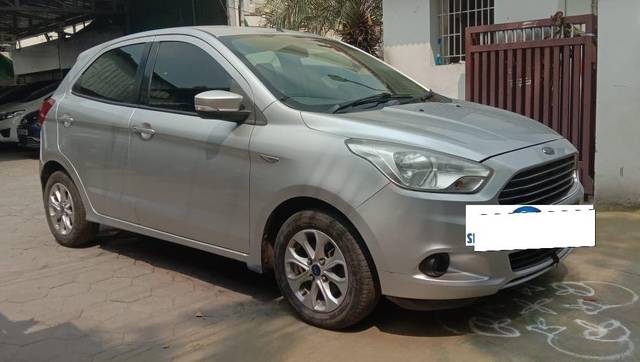 https://images10.gaadi.com/usedcar_image/3691164/original/processed_img2923139__usedcar_3_5701701081933_1701081958.jpeg?imwidth=6400