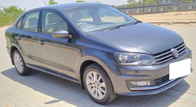 https://images10.gaadi.com/usedcar_image/3691181/original/processed_img2923150__usedcar_2_2923150_1701082899.jpg?imwidth=6400