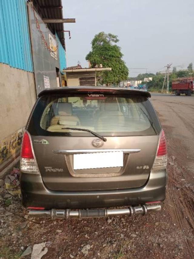 https://images10.gaadi.com/usedcar_image/3691228/original/processed_5f79d796-0aaa-42fa-9ec3-c5d1e50d24d7.jpg?imwidth=6401