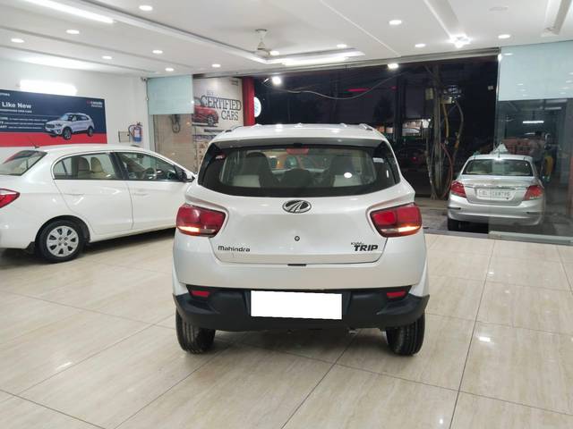 https://images10.gaadi.com/usedcar_image/3691239/original/processed_img2923185__used_car_2923185_1701084628.jpg?imwidth=6402