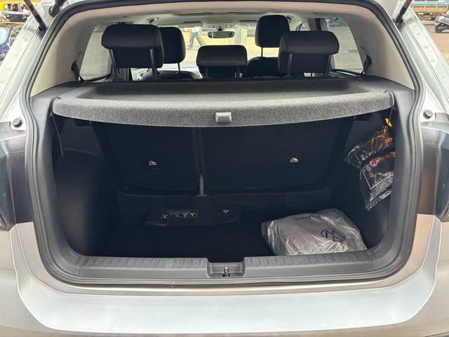 https://images10.gaadi.com/usedcar_image/3691273/original/img2923204__usedcar_whatsappimage2023_11_25at173918_2__2923204_1701085835.jpeg?imwidth=6402