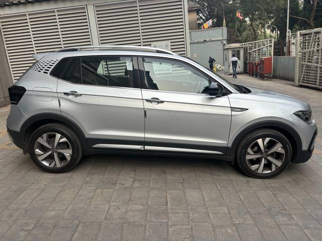 https://images10.gaadi.com/usedcar_image/3691273/original/processed_img2923204__usedcar_img_20231218_wa0049_2923204_1702979125.jpg?imwidth=6401