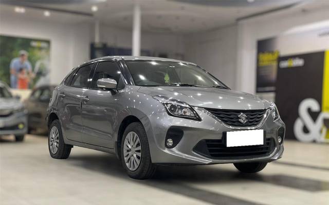 https://images10.gaadi.com/usedcar_image/3691278/original/processed_img2923207__used_car_2923207_1701085904.jpg?imwidth=6400