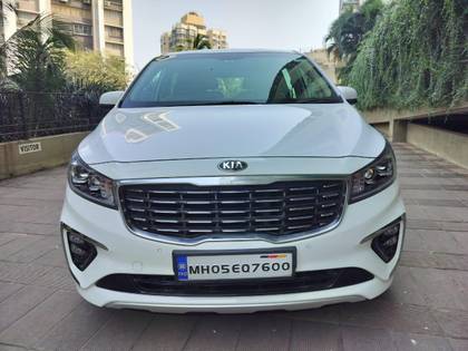 Kia Carnival Limousine Kia Carnival Limousine