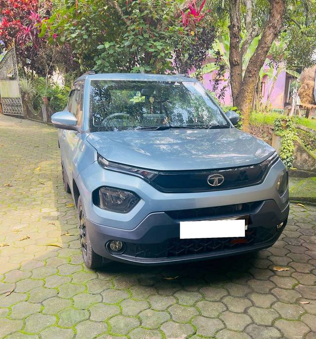 https://images10.gaadi.com/usedcar_image/3691309/original/processed_ac2620d6-e1f5-4489-a0c8-ae141d8080c0.jpeg?imwidth=6400