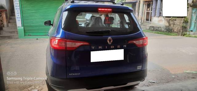 https://images10.gaadi.com/usedcar_image/3691383/original/processed_edf75a94-e858-4c87-a3de-fb50be4ce0ba.jpg?imwidth=6401