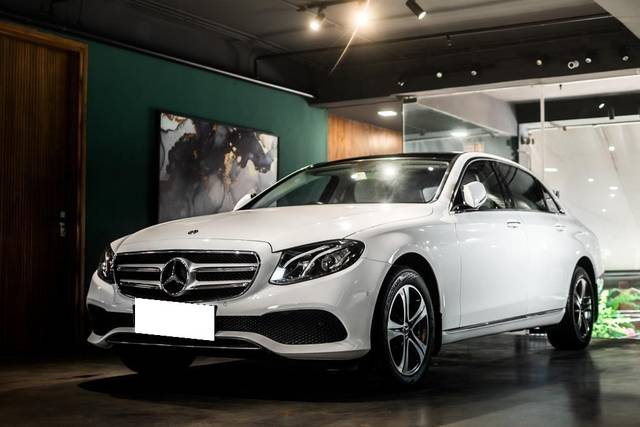 https://images10.gaadi.com/usedcar_image/3691427/original/processed_img2923276__usedcar_whatsappimage2023_11_27at64217pm_1__2923276_1701154347.jpeg?imwidth=6400
