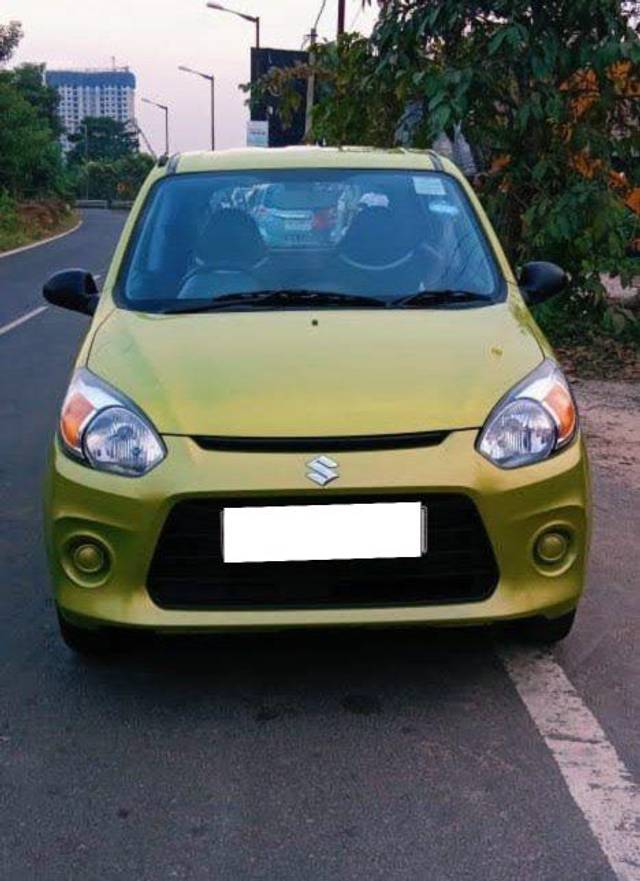 https://images10.gaadi.com/usedcar_image/3691448/original/processed_img2923289__usedcar_img_20231127_wa0039_11281701090794_1701090807.jpg?imwidth=6400