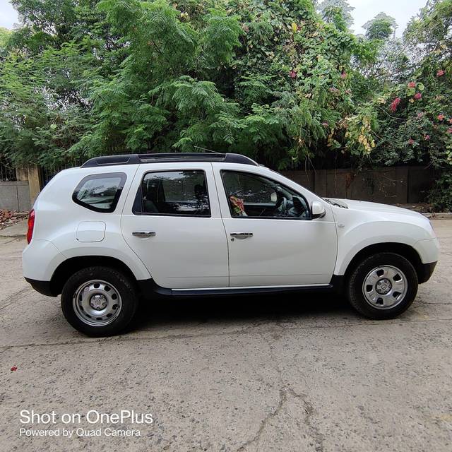 https://images10.gaadi.com/usedcar_image/3691477/original/processed_img2923309__used_car_2923309_1701091989.jpg?imwidth=6401