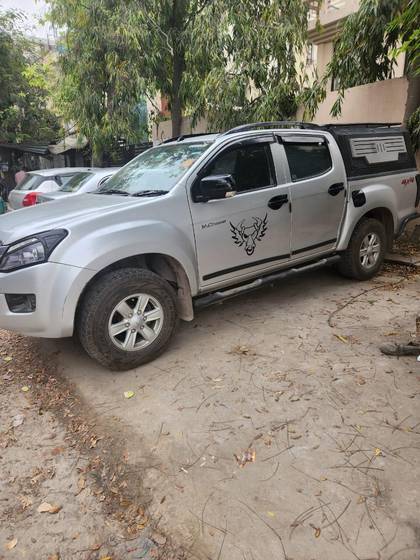 Isuzu D-Max 4X4 Isuzu D-Max 4X4