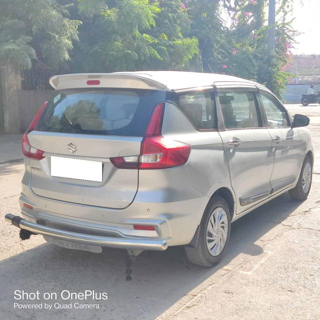 https://images10.gaadi.com/usedcar_image/3691495/original/processed_img2923316__used_car_2923316_1701092625.jpg?imwidth=6401