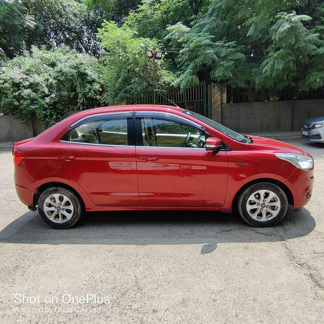 https://images10.gaadi.com/usedcar_image/3691509/original/processed_img2923320__used_car_2923320_1701093038.jpg?imwidth=6401
