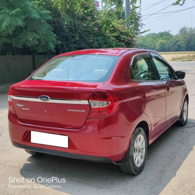 https://images10.gaadi.com/usedcar_image/3691509/original/processed_img2923320__used_car_2923320_1701093042.jpg?imwidth=6402