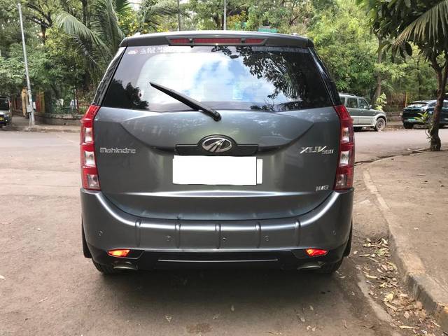 https://images10.gaadi.com/usedcar_image/3691510/original/processed_img2923321__usedcar_f09ad505_cf95_4be8_b48d_68cd174e6340_37041701092765_1701092807.jpg?imwidth=6402